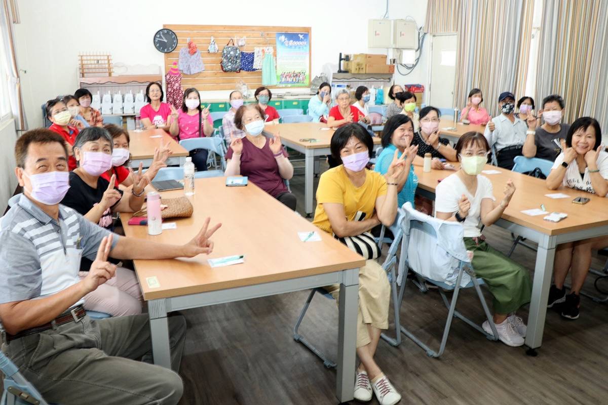 高雄市樂齡學習數位示範體驗場域