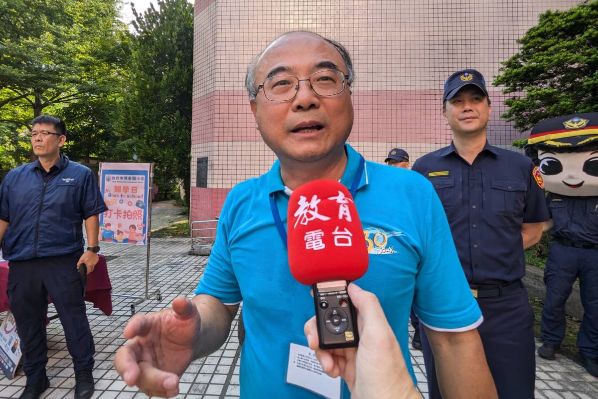 博愛國小陳順和校長說明校園整備工作