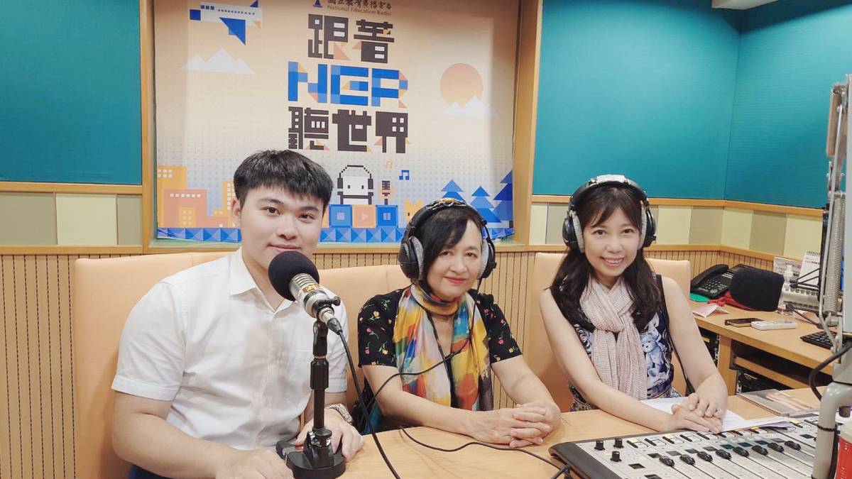 圖3-2端端主持人vs鋼琴演奏家  葉綠娜教授& 青年演奏家  李昍㦉