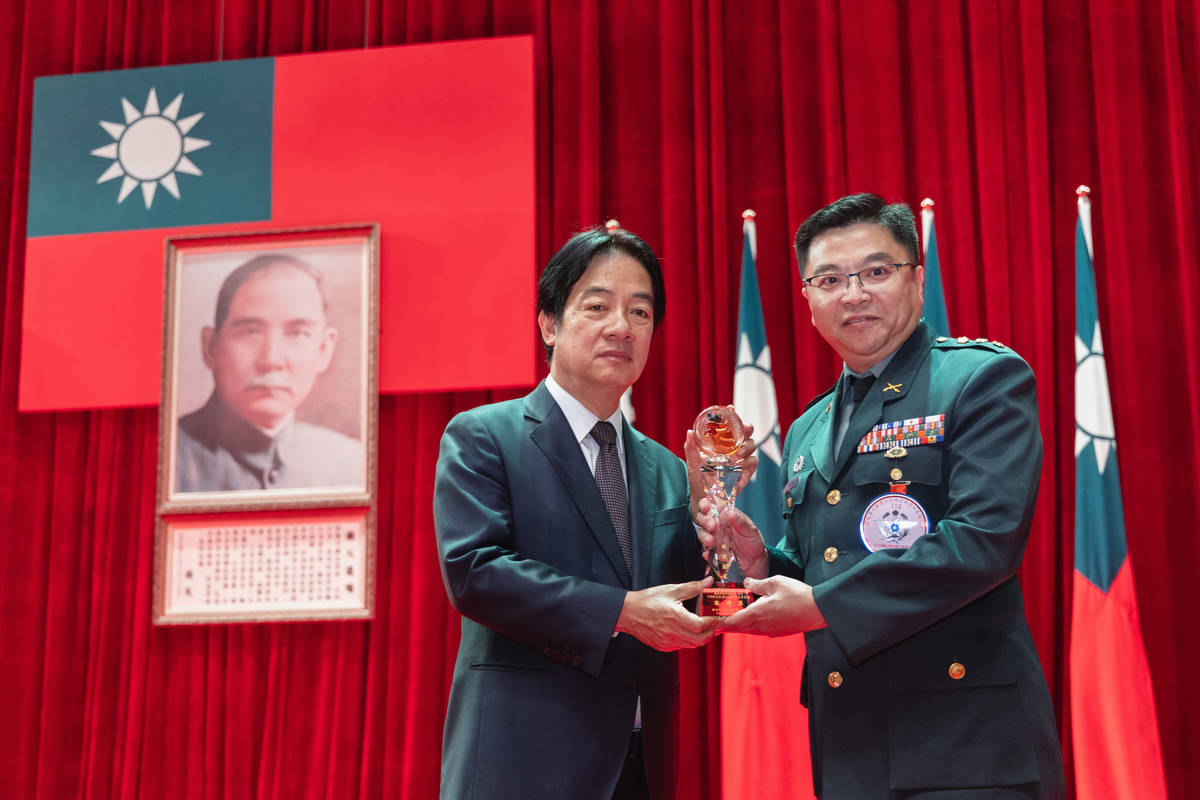 新北市政府教育局榮獲團體獎-總統頒獎