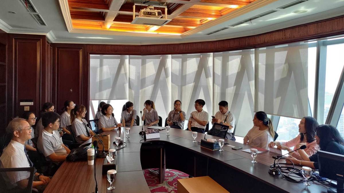 慈大傳播系師生參訪印尼巴克里大學（原文：Universitas Bakrie）