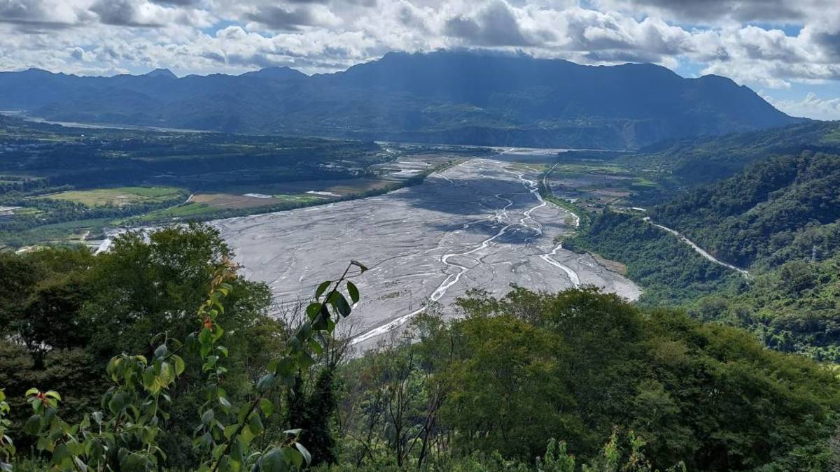 山上田地俯視圖