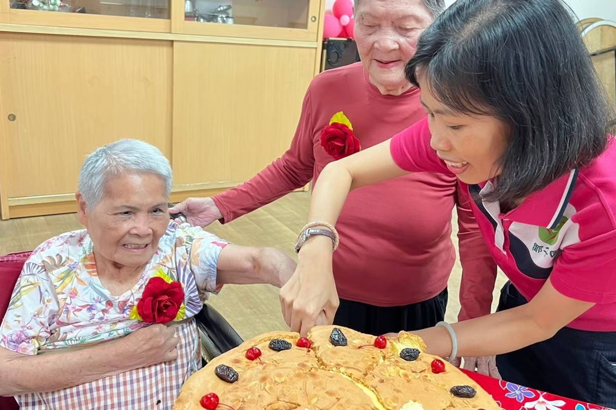 屏縣府提高老人安養費補助 減輕家屬負擔