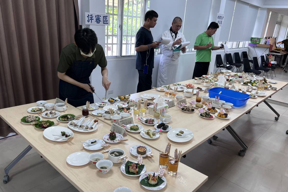 農業部臺東區農業改良場以「野菜」為主題舉辦「臺東原鄉部落創意風味餐競賽」