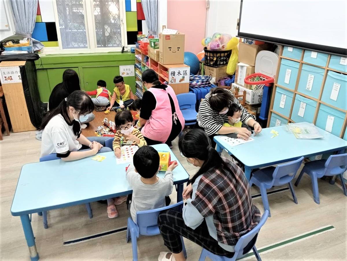 延長照顧提供幼兒舒適、熟悉且安全的場域
