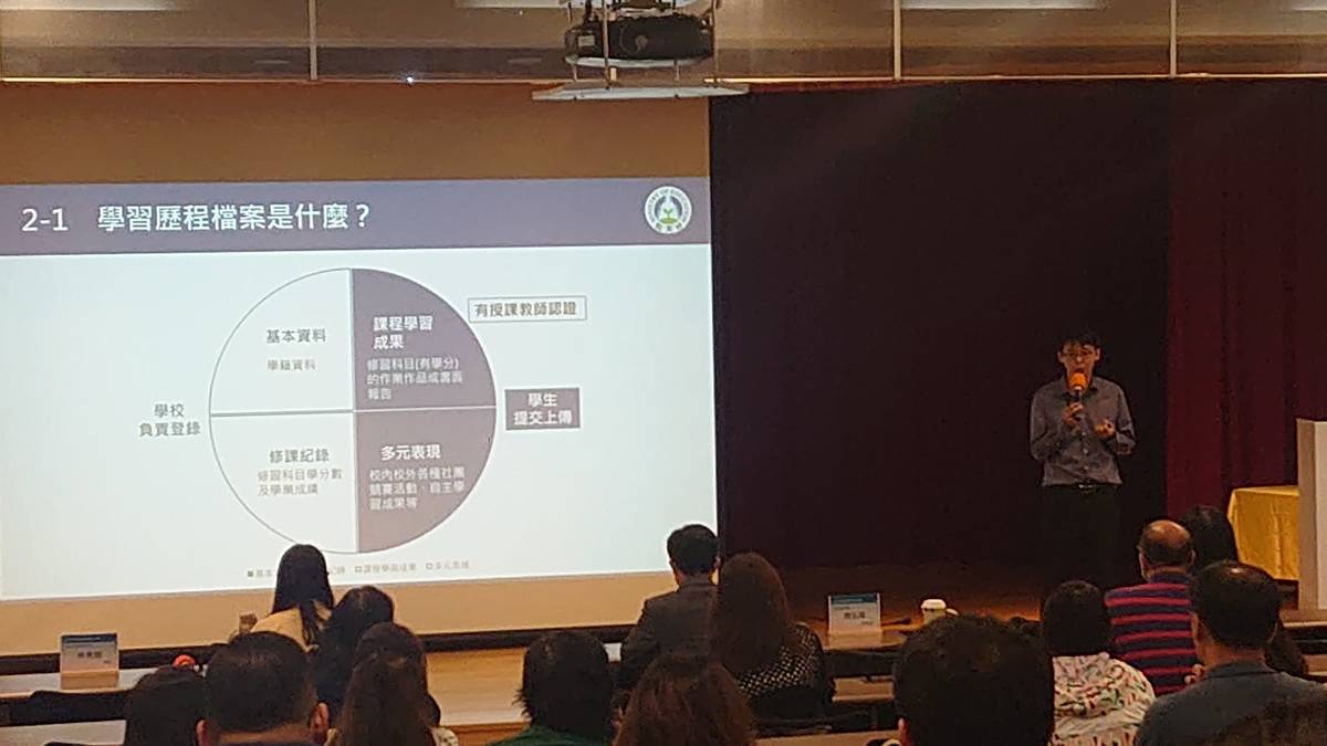 周弘偉專委提醒不同入學管道應注意的重要事項，以及不同年級學生可做哪些不同準備