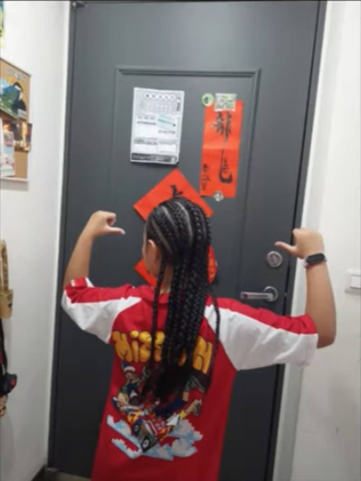 來自台北市五常國小六年級的Joanne，從小二開始在社群媒體接觸KPOP後，就把BLACKPINK全部的舞蹈都學會了（還自訂學習計畫），也開始到舞蹈教室學舞。

