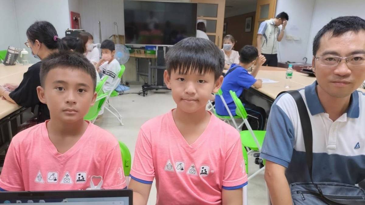 校園主播室：台南市南化國小 沈伯喆、余致謙 談 ~ 家鄉故事繪本