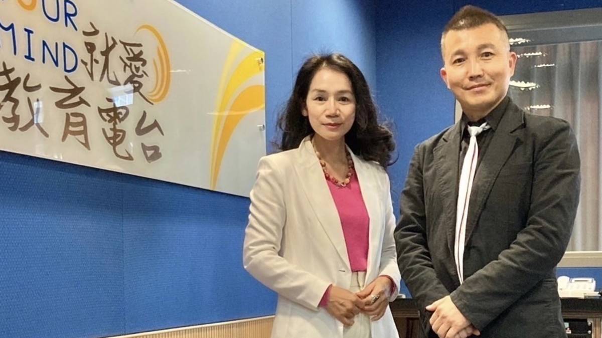 LING國際形象管理學院創辦人呂曉玲老師與常罡合影