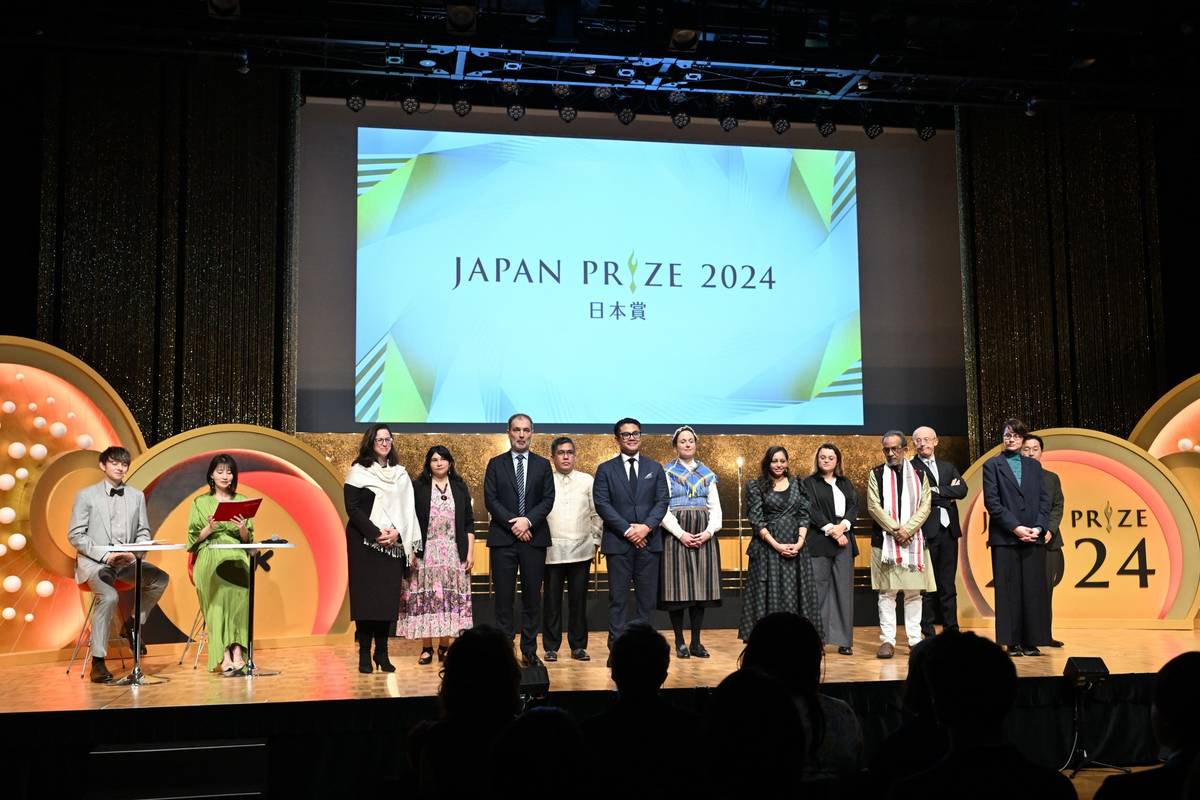 去年第五十屆的日本賞，在NHK有專責部門辦理，受到皇室支持。