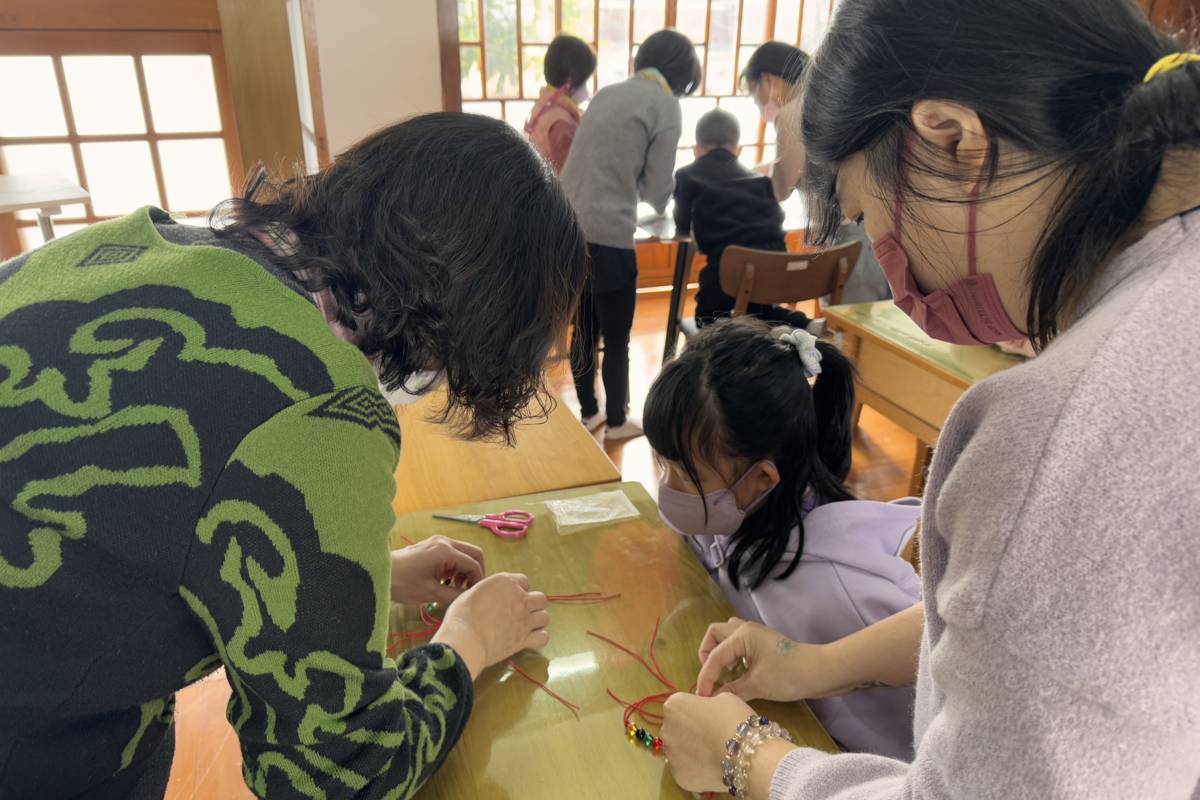 臺東客家學堂「如意五行中國結親子DIY」迎新春