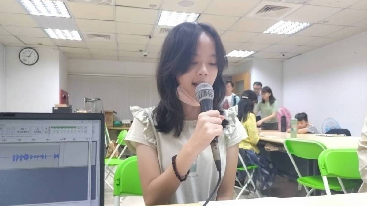 校園主播室：台南市大內國小 林容安 談 ~ 家鄉故事繪本
