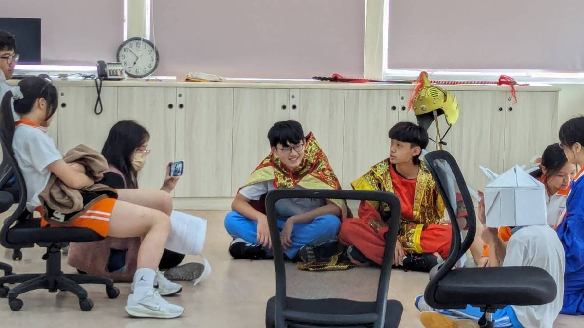112學年度校園菸檳危害防制教育介入輔導計畫「網紅就是你」-國中組佳作-臺北市立瑠公國民中學-拍攝校園菸檳危害防制教育「網紅就是你」影片