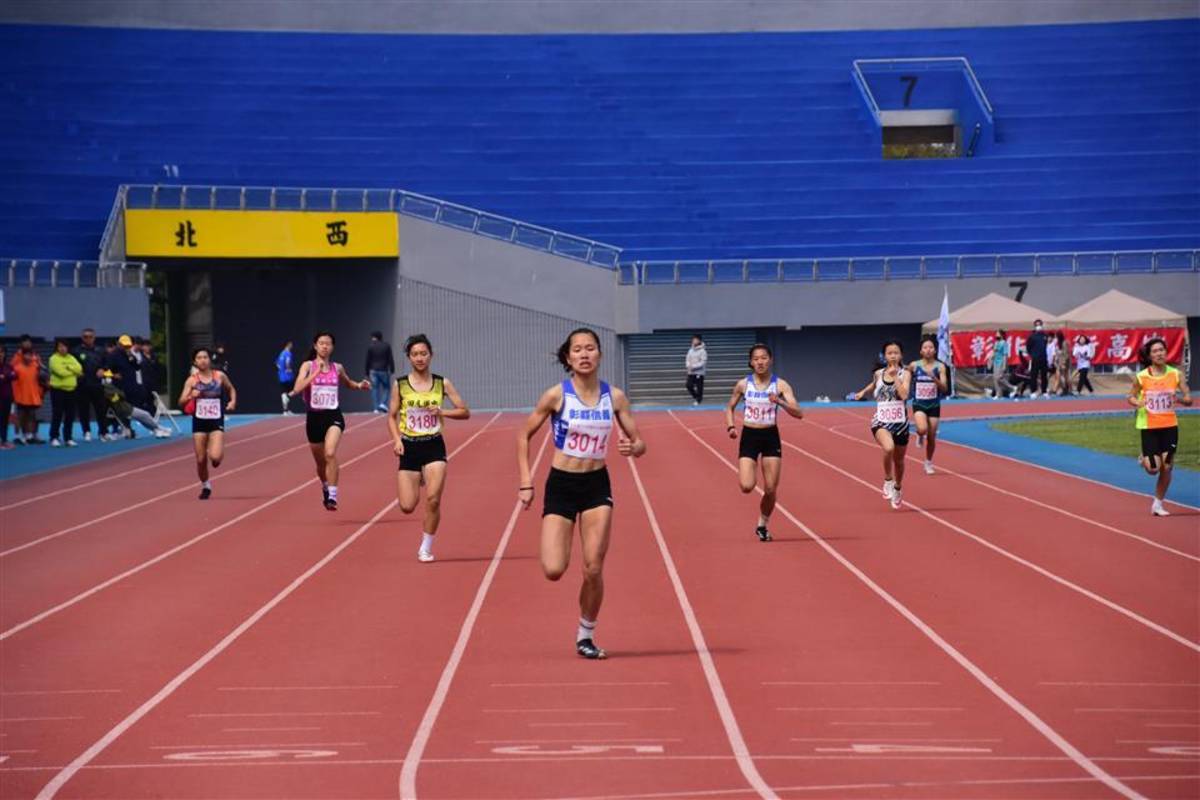 信義國中小趙俞雯以58秒20打破國女400公尺大會紀錄（圖源：彰化縣政府）