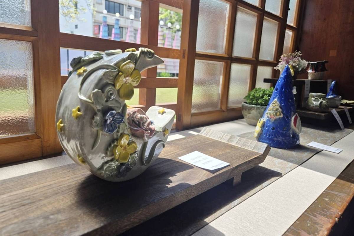 臺東縣113學年度師生陶藝作品成果展覽，即日起於臺東市寶町藝文中心展出。