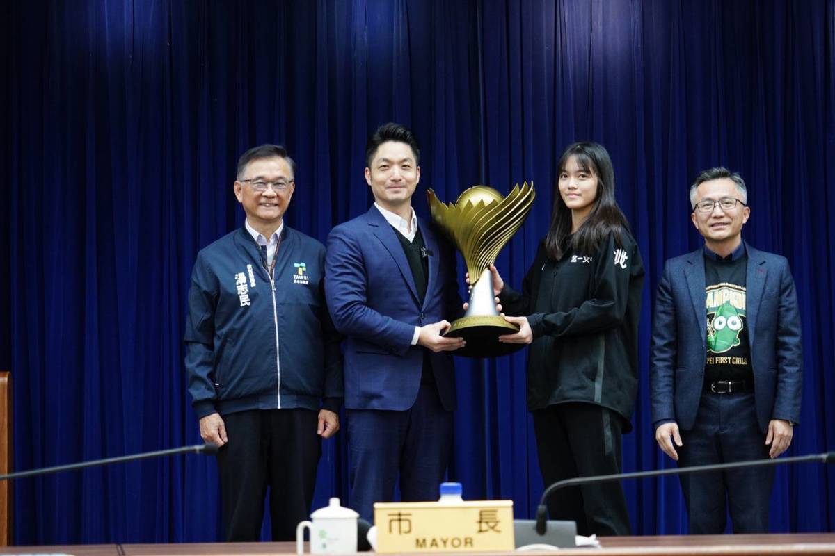陽明高中在113學年度HBL高中籃球甲級聯賽獲得季軍
