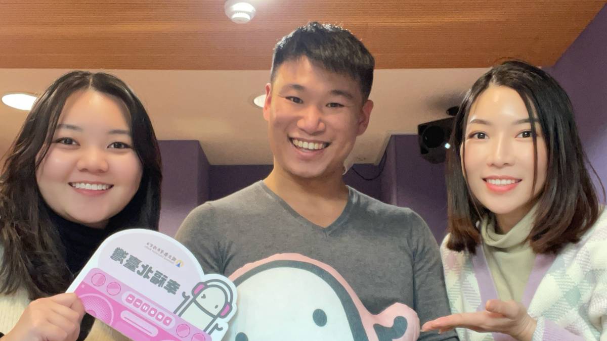 左起：若晴、振聲、雨水