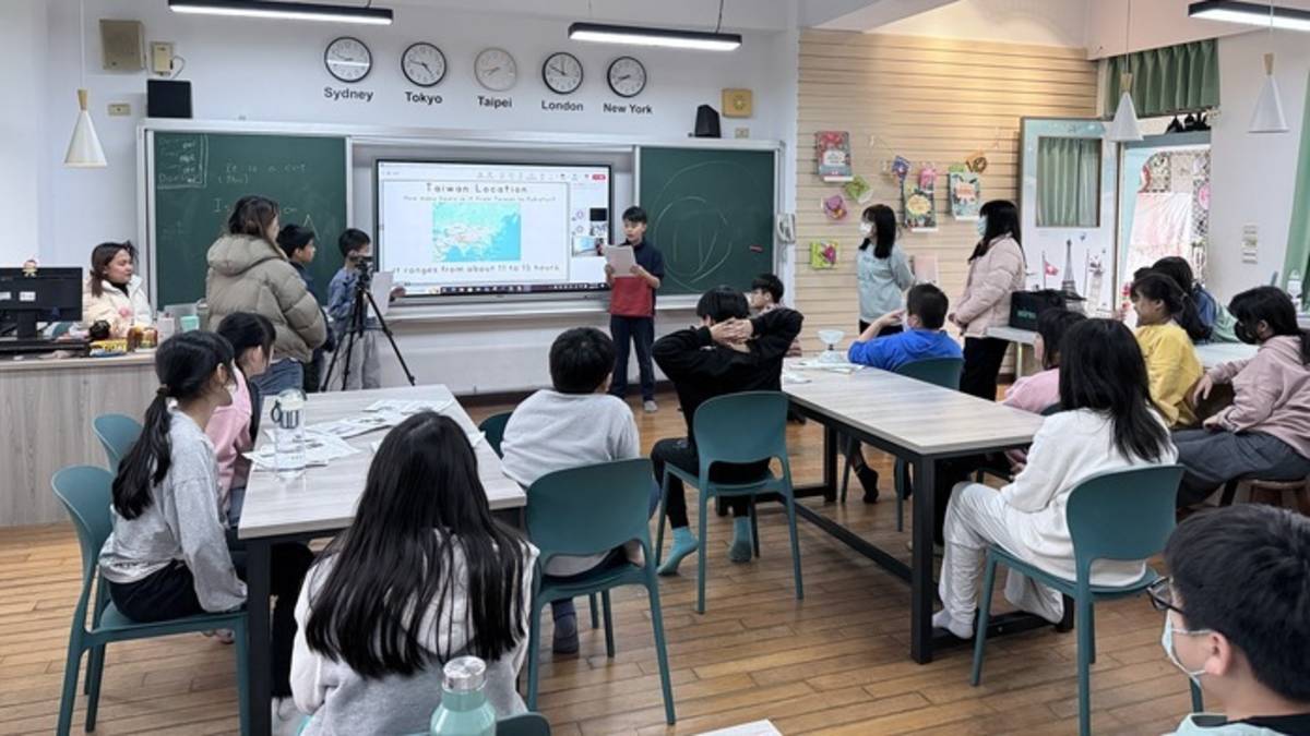 東新國小與巴基斯坦城市學校視訊交流課程