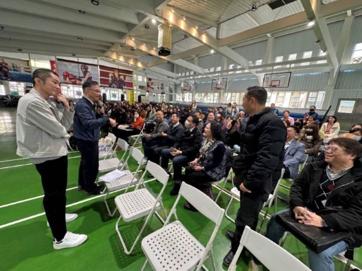 湯志民局長分享置物櫃及教室環境改善的理念