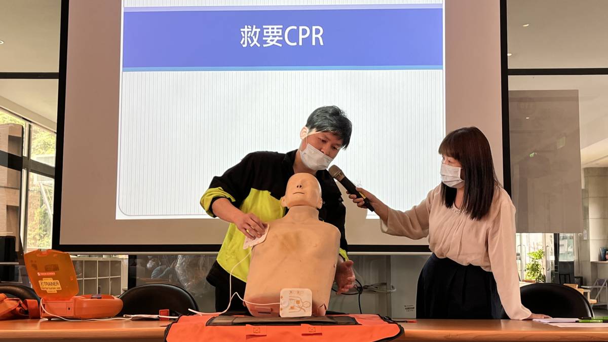 112學年度校園菸檳危害防制教育介入輔導計畫「網紅就是你」-高中組-佳作-外聘講師急救課程研習