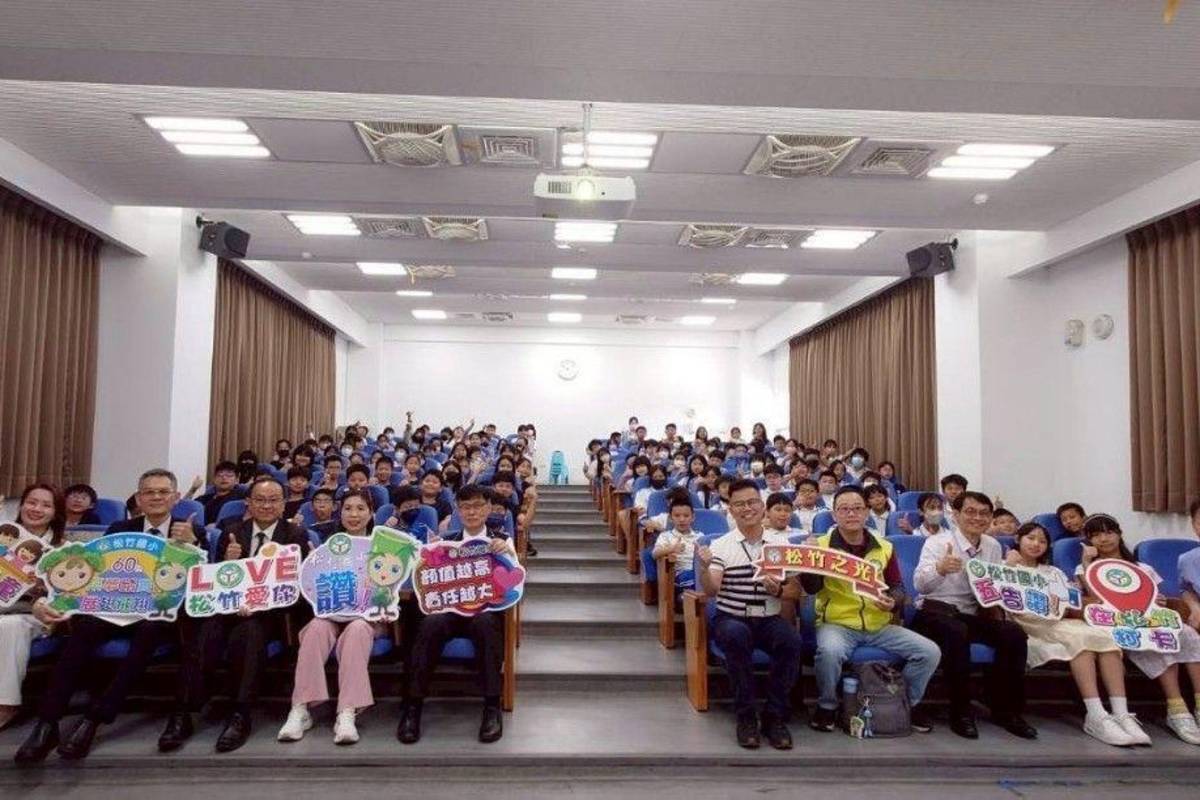 校園70場法治教育宣導首場講座大合照