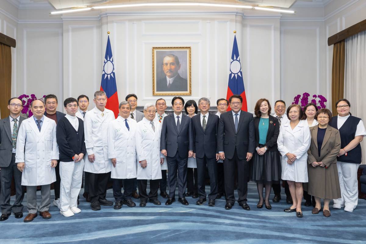 賴清德總統接見「第十一屆臺灣兒童醫療貢獻獎得獎人」(圖片來源:總統府flickr)。
