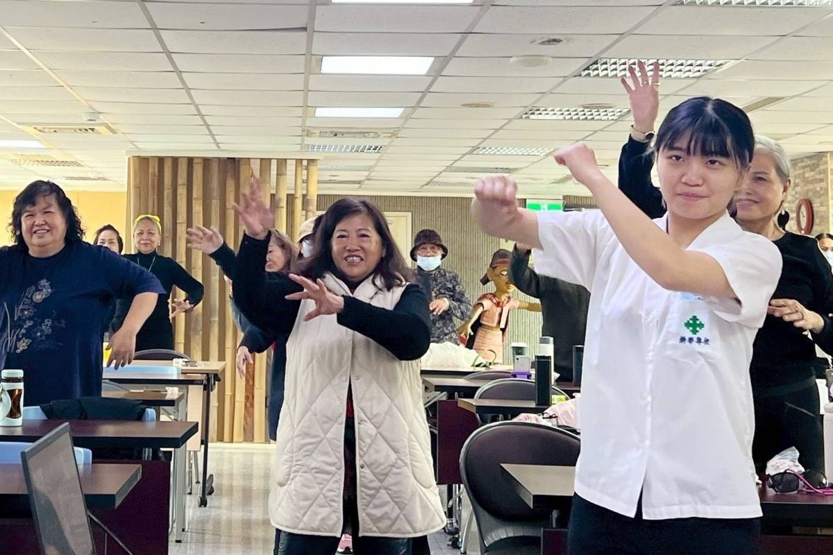 「預防肌少症－保持好肌力生活不NG」課程，帶著長者動起來