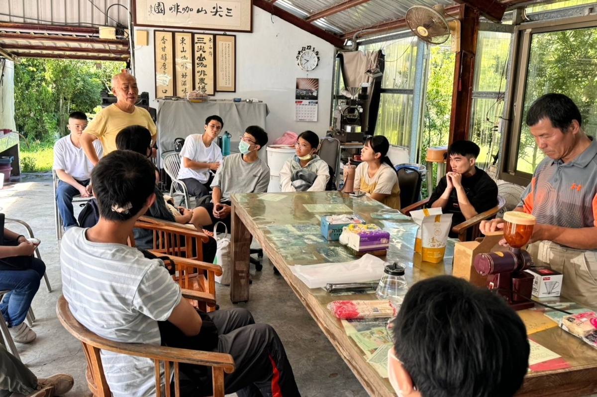 東山咖啡體驗課程帶領學員深入了解在地咖啡文化與製程