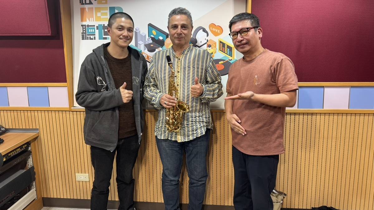 鋼琴家李世揚+義大利薩克斯風音樂家Gianni Gebbia+主持人白天