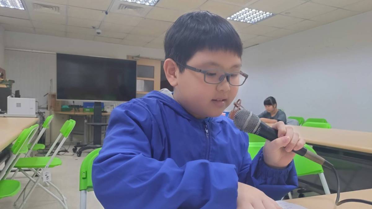校園主播室：台南市南興國小 陳宥綸 談 ~ 家鄉故事繪本。