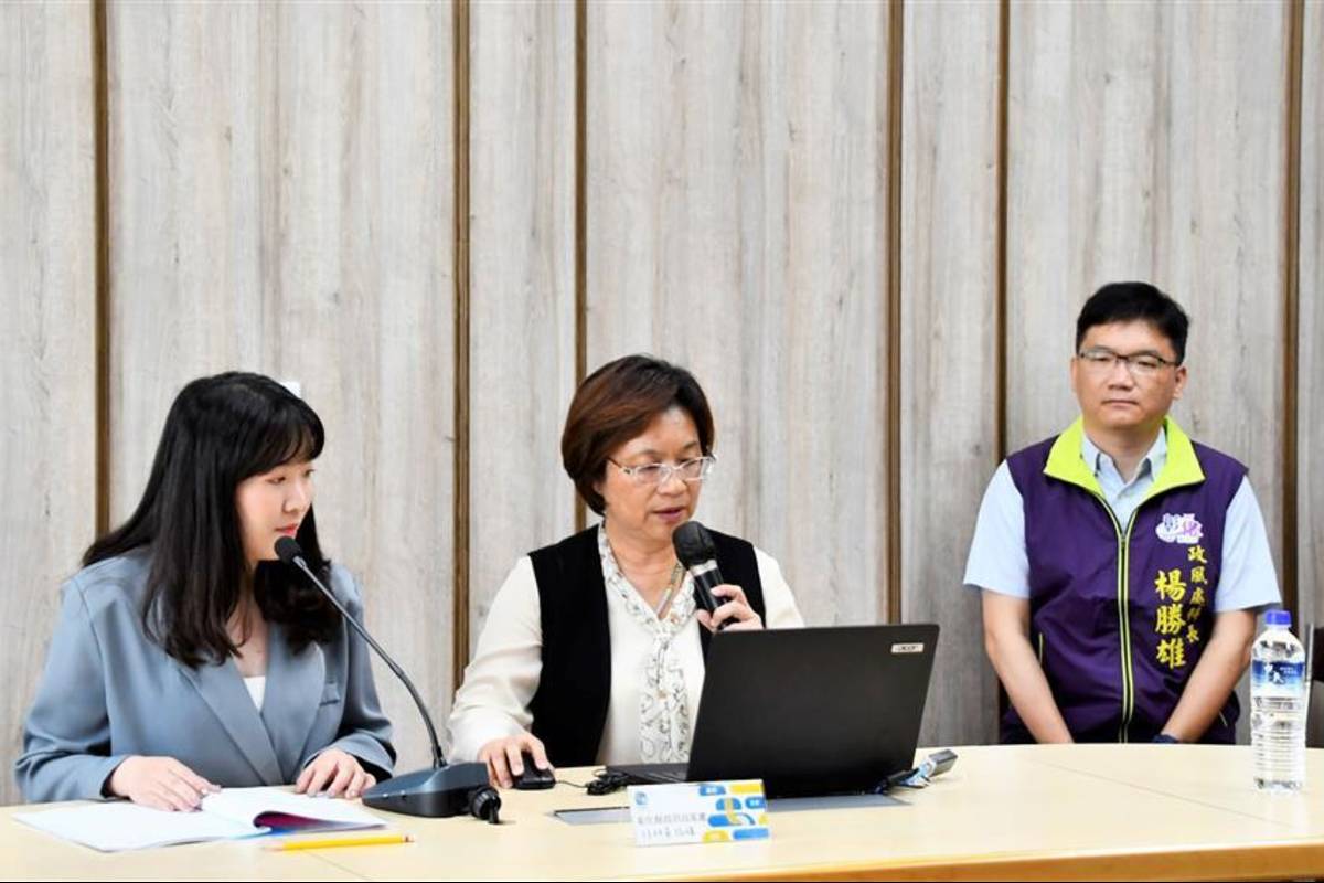 彰化縣長王惠美主持抽籤程序（圖源：彰化縣政府）