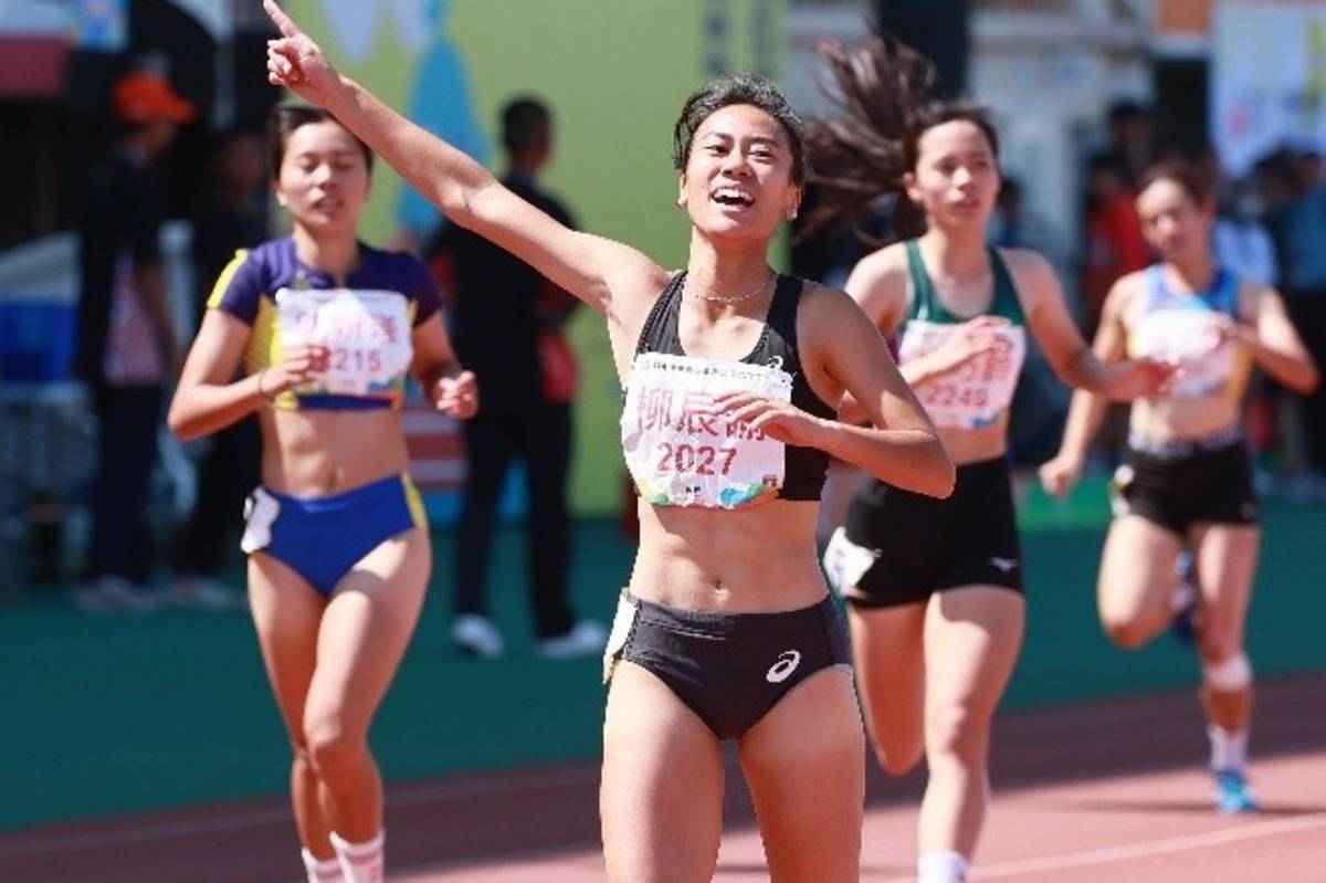 大同高中選手柳辰諭獲田徑高女組400公尺金牌