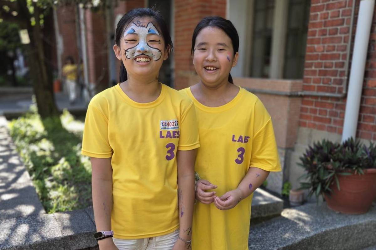 龍安國小「翻轉上下課」活動，學生體驗人體彩繪