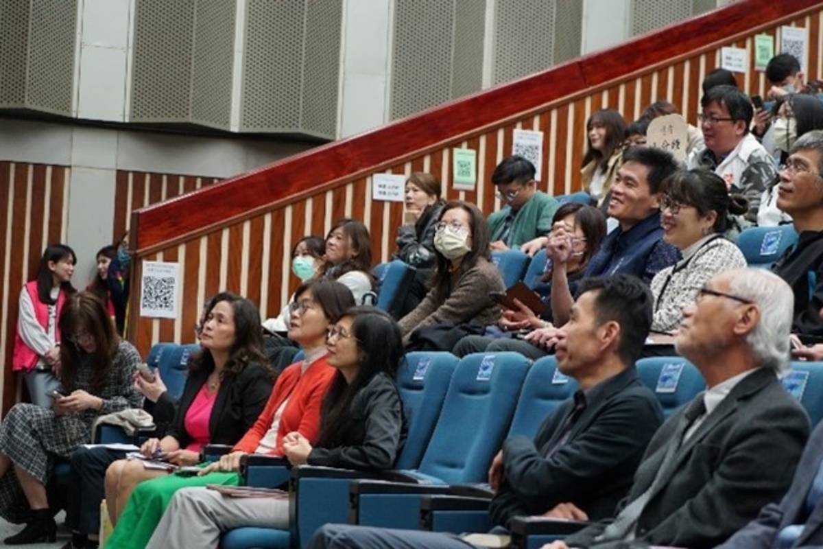 透過特優學校作品發表，促進教師專業觀摩與共學