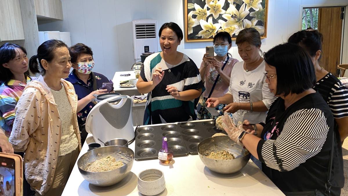 心雕居苗栗慢魚永續永續店家之一，心雕灶咖的永續飲食將食魚教育融入菜色，藉由在地漁港的友善海鮮食譜，讓更多人認識在地海滋味。
