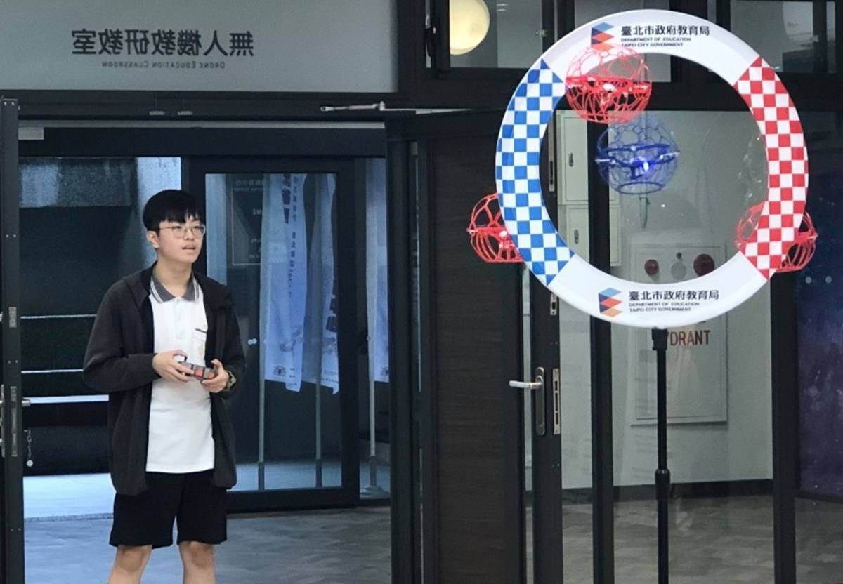 臺北市無人機教育中心辦理足球無人機課程