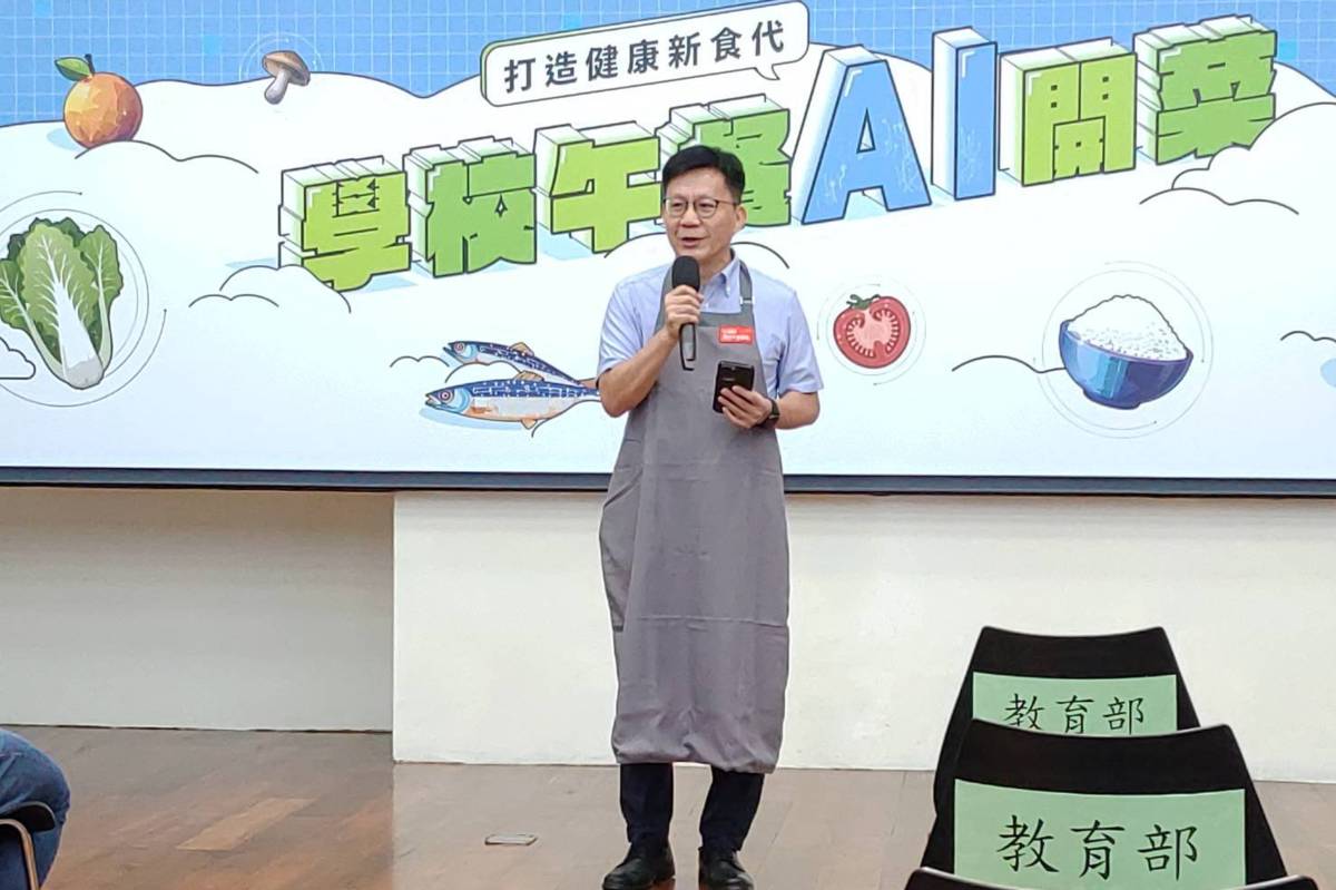 教育部政次張廖萬堅致詞