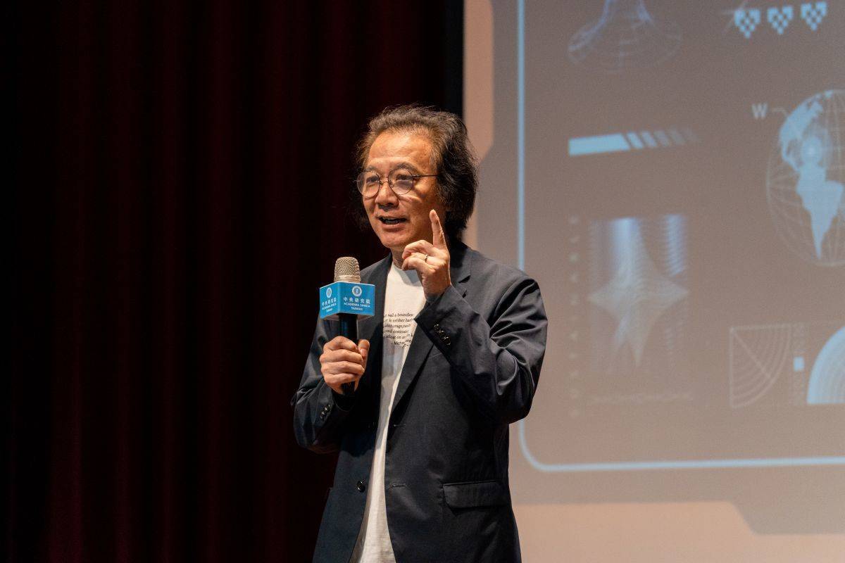 中研院秘書處曾國祥處長表示，希望藉由講座讓專業知識走進民眾的生活