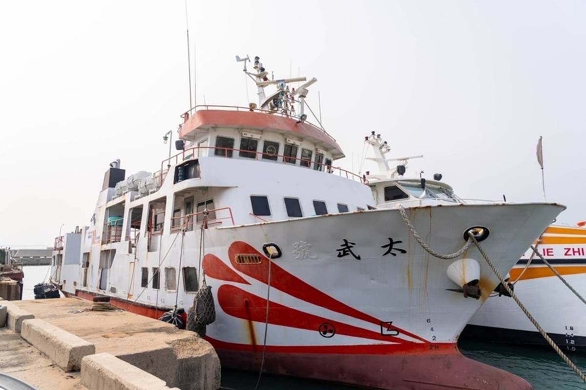 太武輪船齡28年，除役後由金門縣府贈送綠島鄉公所。