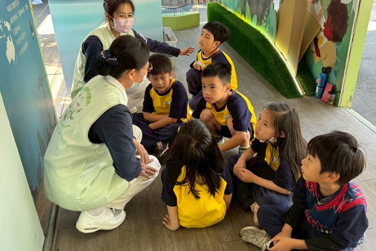 桃園市水美國小舉辦為期三天、互動式學習的環保教育活動，學生挑戰多項遊戲關卡