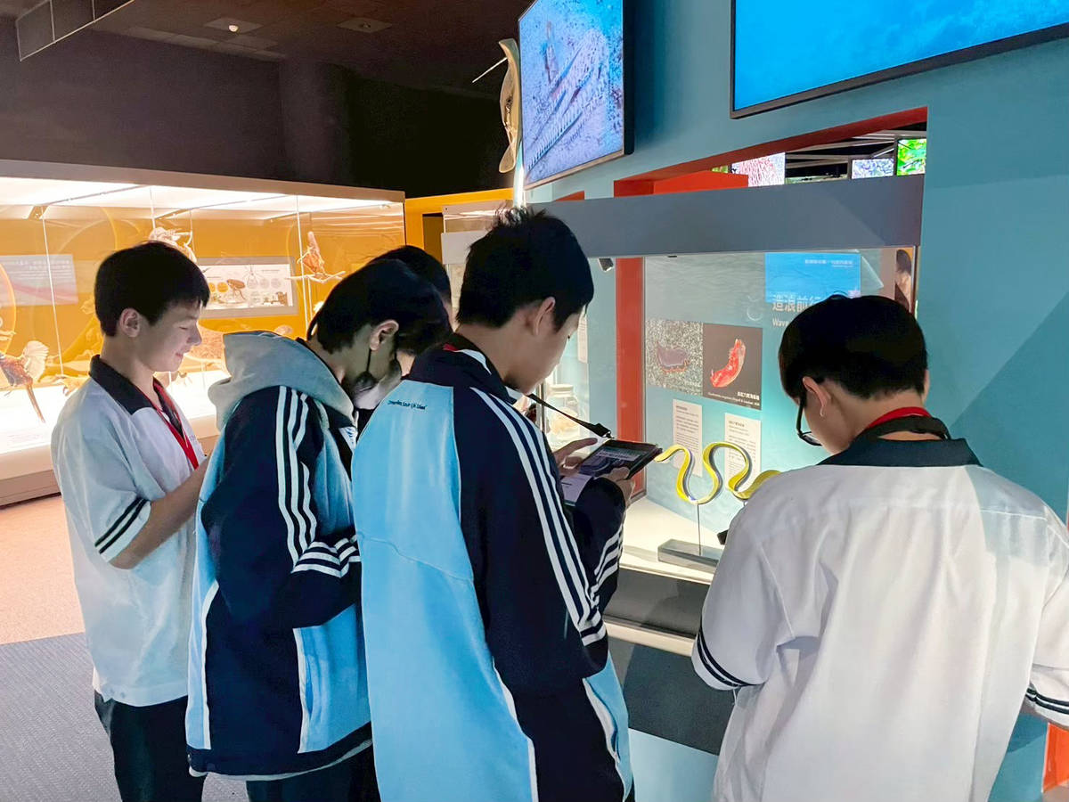 學校師生行動智慧跨服務學習體驗營