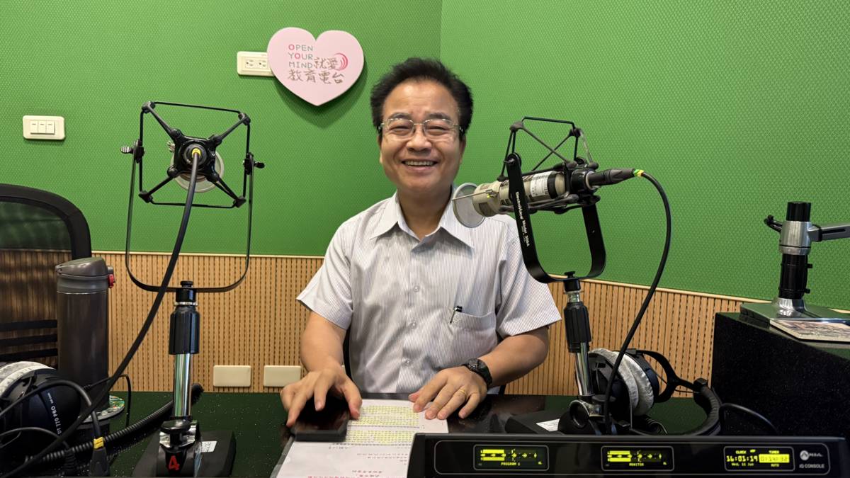  南投縣文化局長林榮森