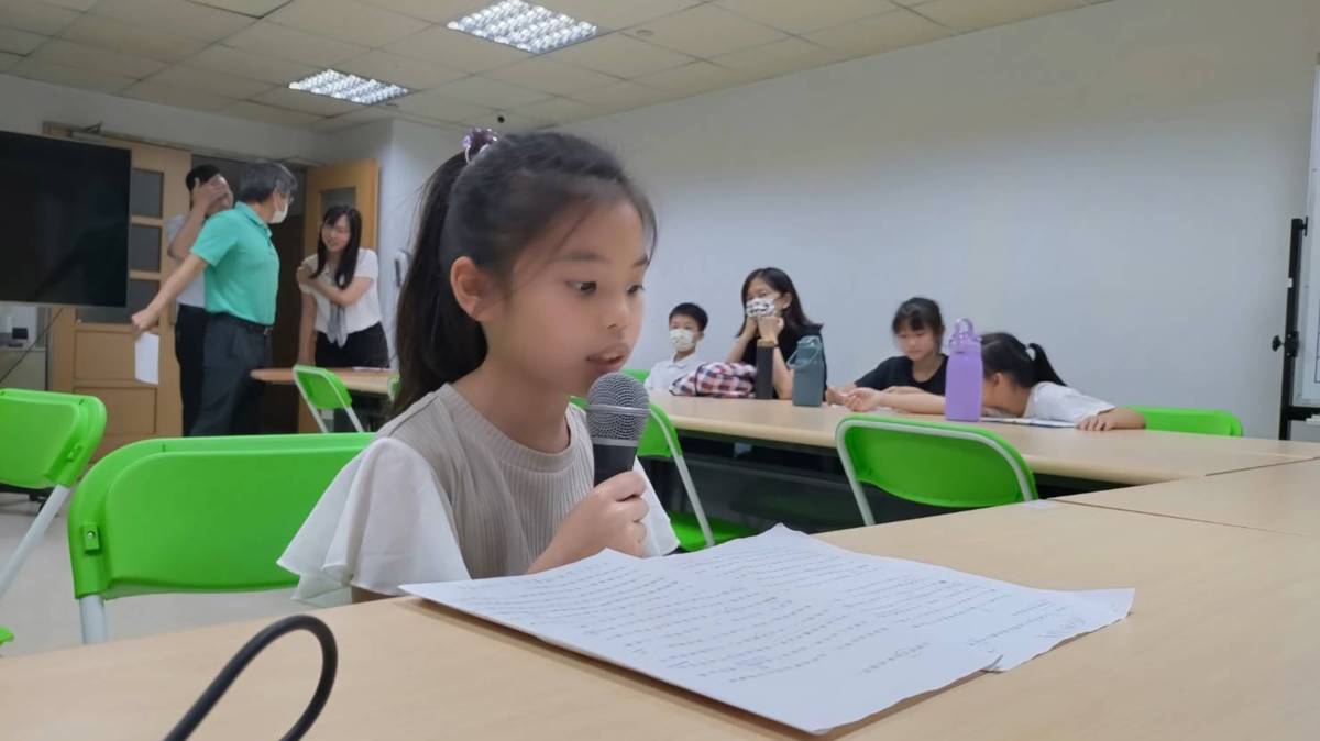 校園小主播：篤加國小 黃詠婕 同學 談 ~ 家鄉故事繪本