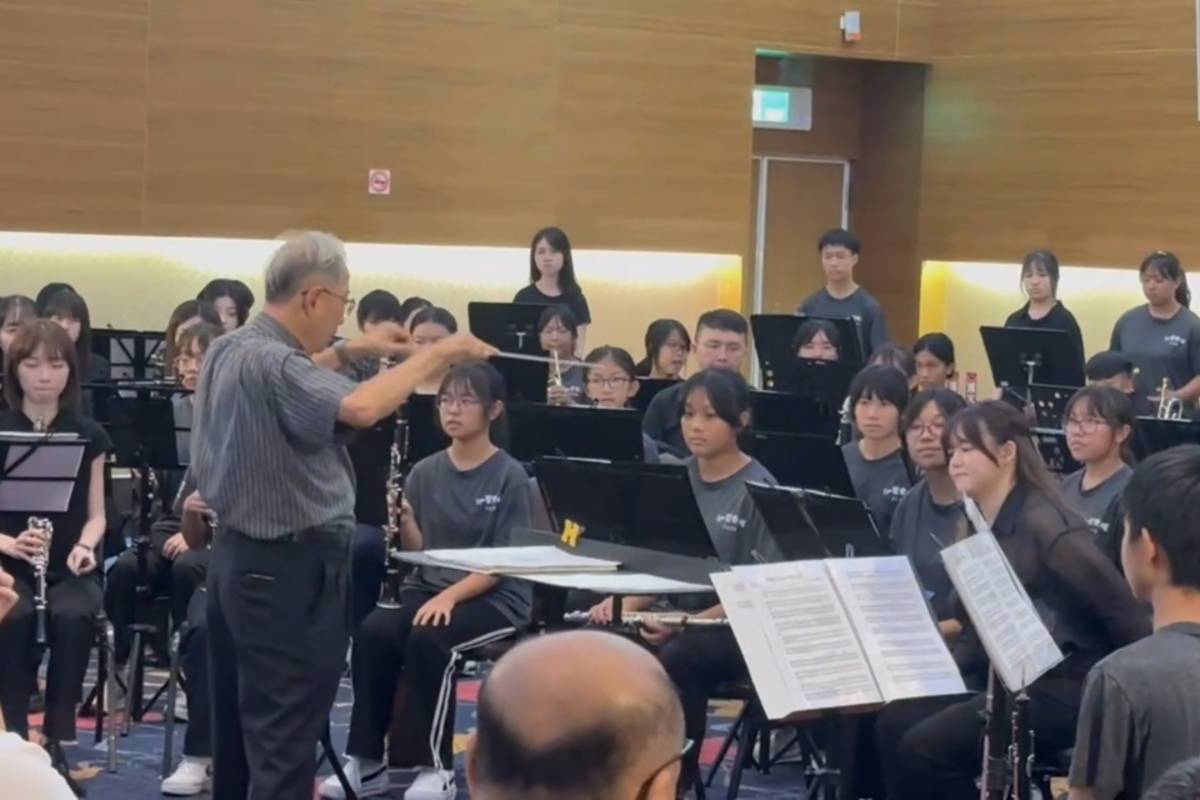幼獅管樂團、池上國中管樂團經過為期3天的音樂交流與訓練後，共同舉辦公益成果音樂會。