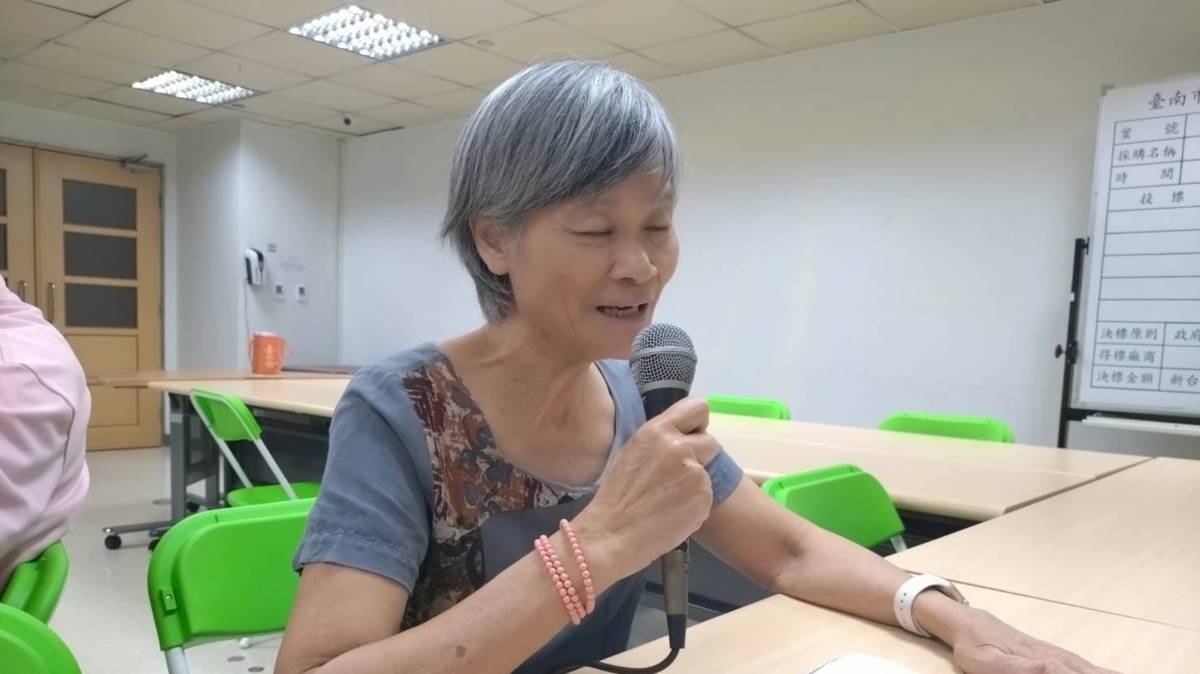 心樂齡學苑：善化樂齡中心 謝美燕 志工 談 ~ 樂齡學習中心服務心得