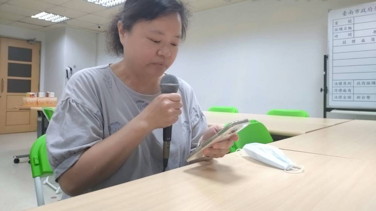 心樂齡學苑：善化樂齡中心 梁安嫺 志工 談 ~ 樂齡學習中心服務心得