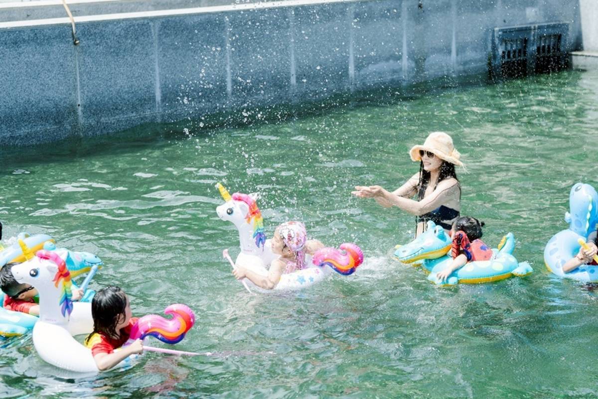 承載許多臺東人共同回憶的臺東市湧泉運動公園，經整建後，趕在暑假前開放民眾使用，7、8月暑假期間提供免費戲水。