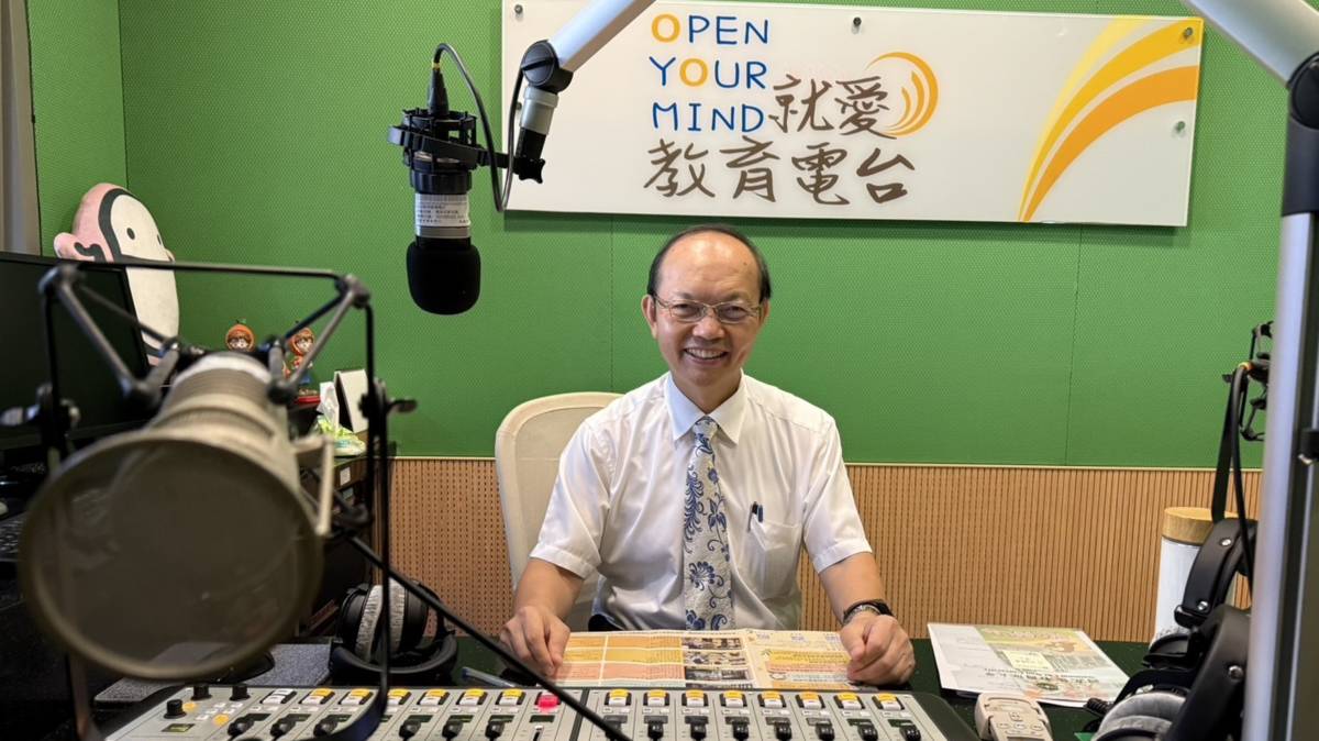 暨大教務長楊振昇介紹暨大開辦的「第三人生大學」，號召壯世代  讓第三人生再度燦爛
    
