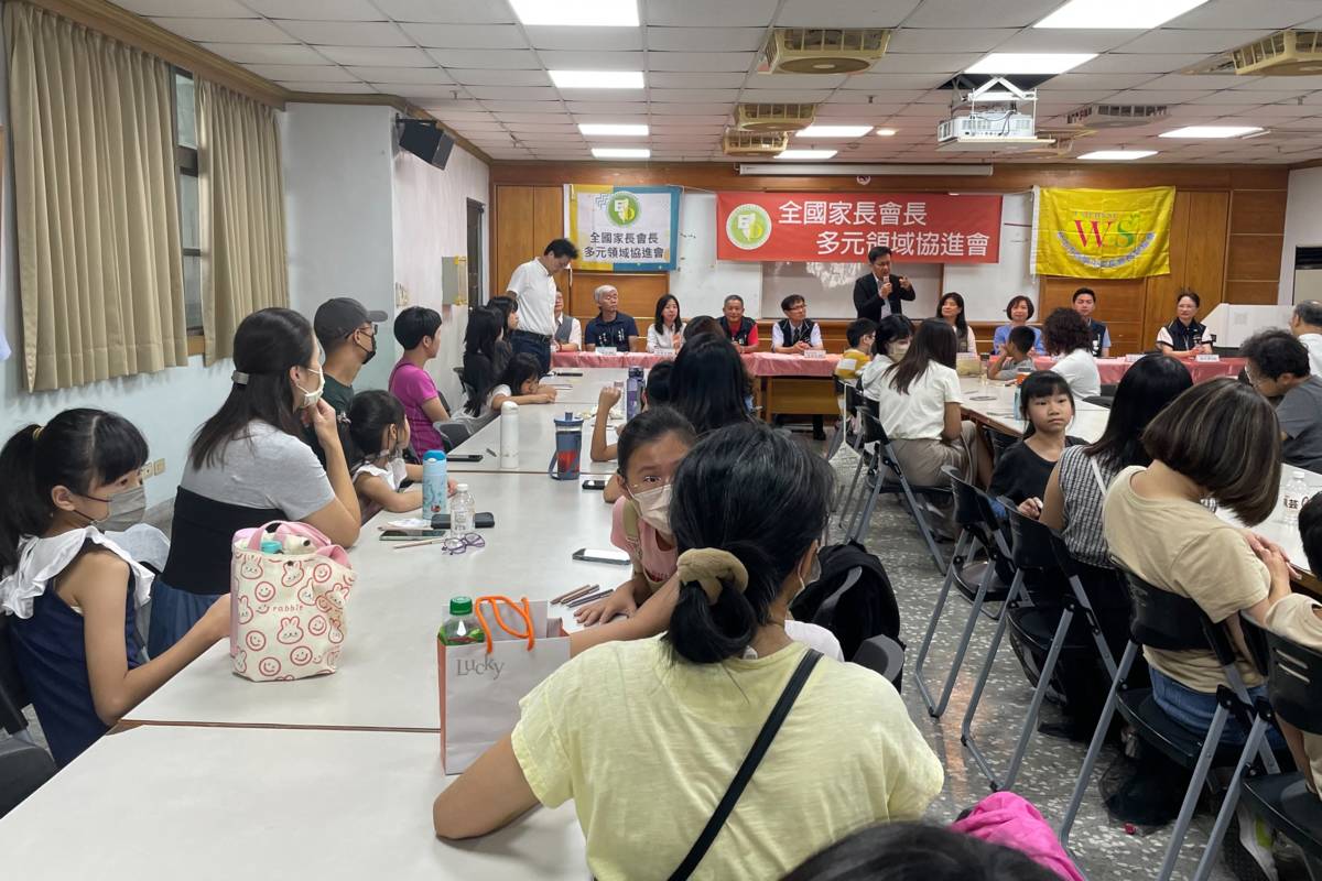 數位學習親子活動5日在臺中市南屯國小舉辦