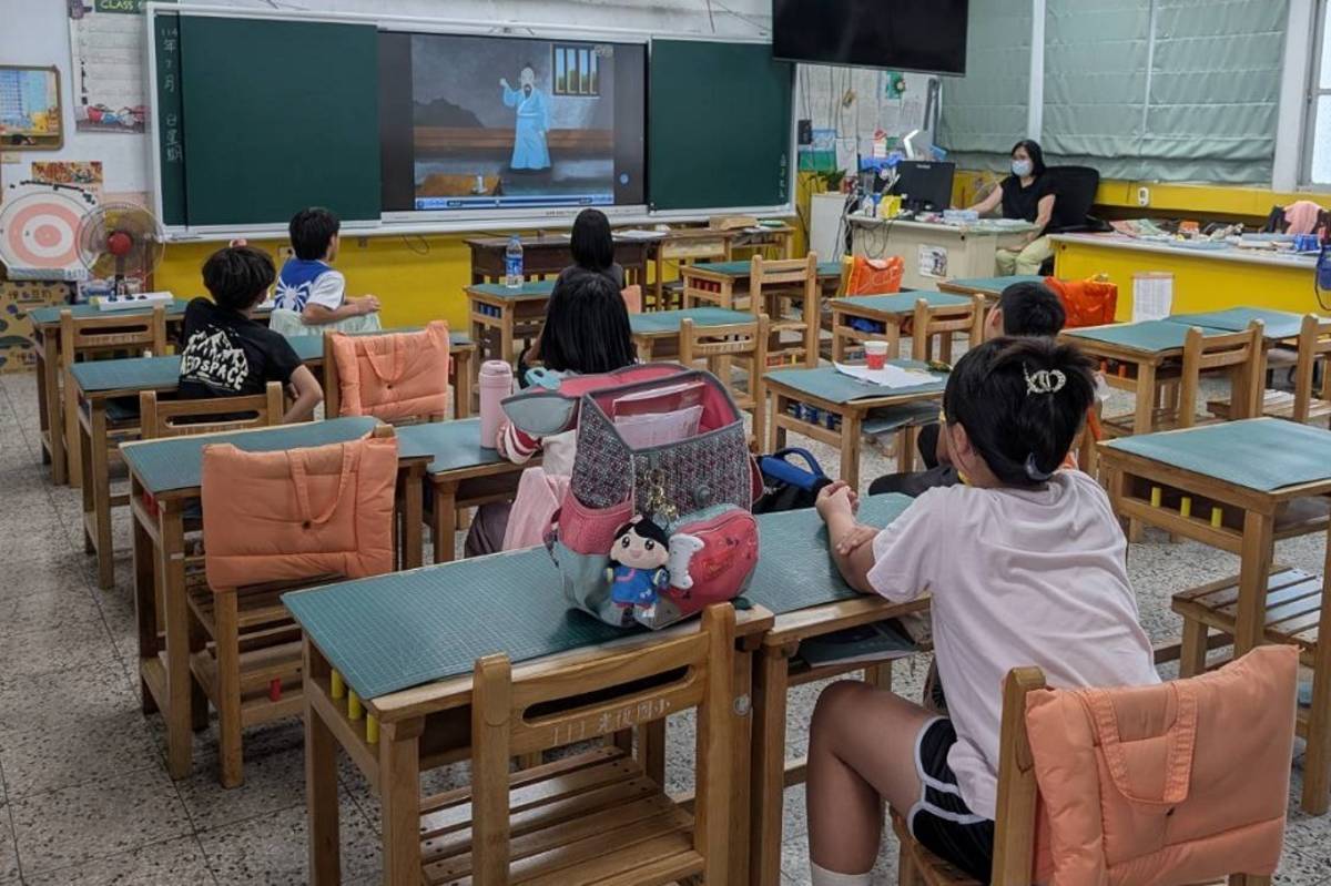 老師運用多元教學方式讓孩子學習